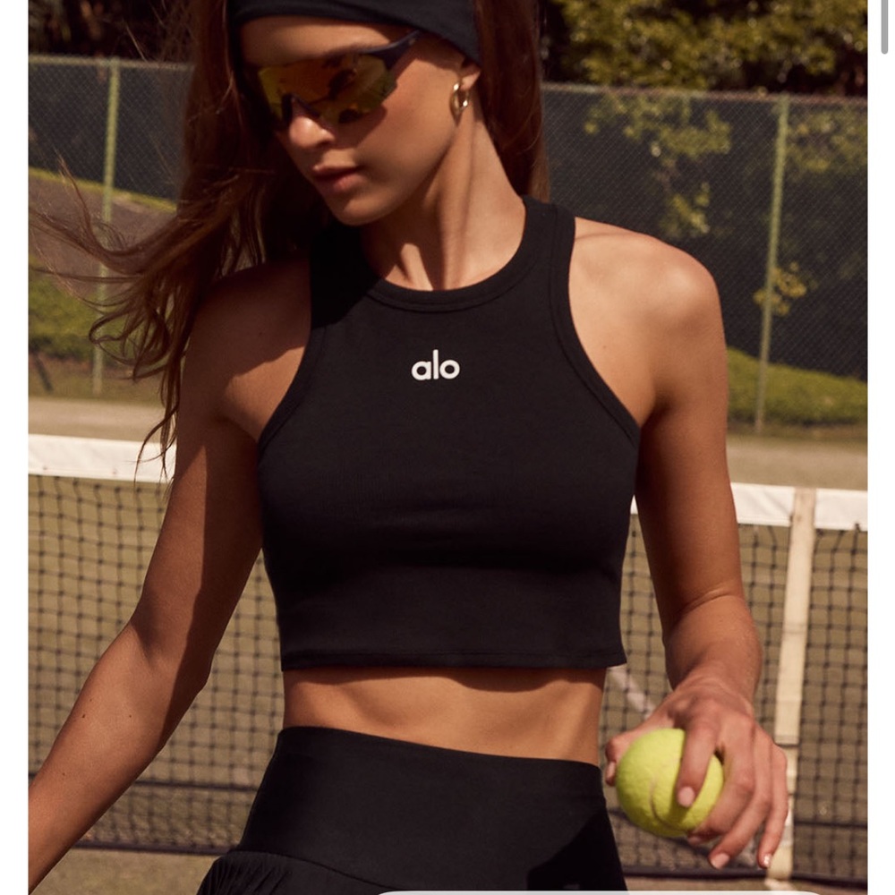 ALO Yoga Black Aspire Crop Top M